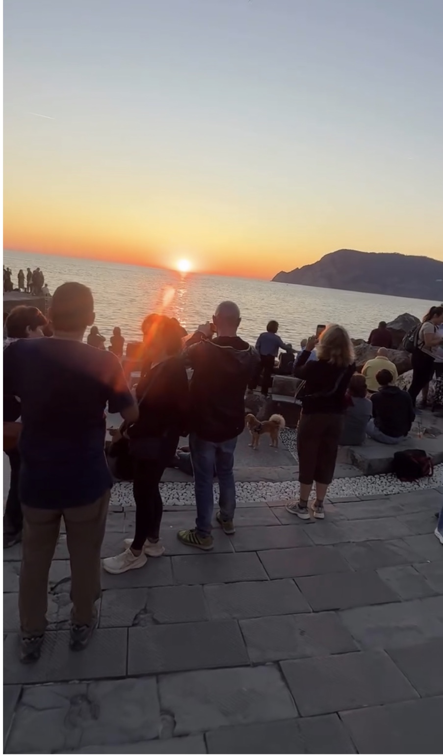 Atardecer frente al mar en Cinque Terre